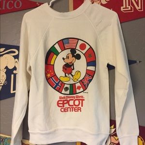 VINTAGE DISNEY PULLOVER